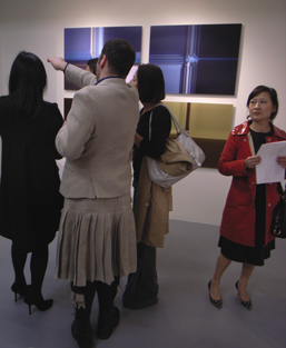 Rory Donaldson and the gallery visitors.