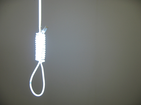 Tom Fruin, ''Necktie Party'' (2009). Hand bent neon tubes and electrical components, variable dimensions. - Curator Cecilia Jurado. Image courtesy of Cecilia Jurado.